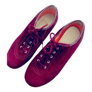 Vintage burgundy bowling shoes Size 9-9.5